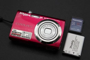 Nikon Coolpix S230 10.0MP Compact Digital Camera Red Tested - Picture 1 of 5