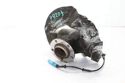 2002-2005 BMW E65 745i 745Li FRONT RIGHT PASSENGER SPINDLE KNUCKLE HUB P8204 - Image 1 of 4