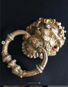Old bronze knocks on the "Lion" door, first half of the twentieth century. Excel - Picture 1 of 8