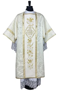 Roman Dalmatic, ecru damask, Vestment, side openings, embroidery on velvet - Imagen 1 de 8