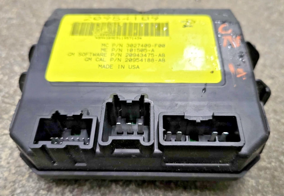 2011-2016 Cadillac SRX Tailgate Liftgate Trunk Lift Control Module 20954189 - Изображение 1 из 4