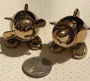NEW! GOLD AIRPLANE ~ SALT & PEPPER SHAKER SET “PINCHED FROM VIRGIN ATLANTIC" - Picture 1 of 7