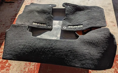 Mopar Ram 1500 защелкивающиеся напольные коврики 2019–2024 с четырьмя кабинами новый корпус DT б/у - Изображение 1 из 4