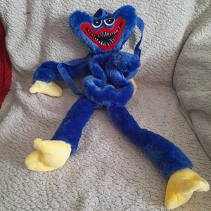 Poppy Playtime 25" 65cm Huggy Wuggy Backpack With Straps And Zip Opening - Picture 1 of 8