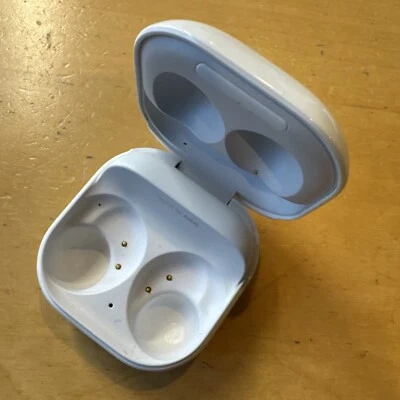 SOLO FUNDA DE CARGA BLANCA - SAMSUNG GALAXY Buds2 Auriculares Inalámbricos Verdaderos Bluetooth Foto 1 de 4