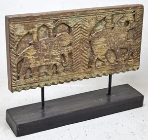 Antique Wooden Animals Carving Panel Plaque Original Old Hand Carved Polychrome - Picture 1 of 8