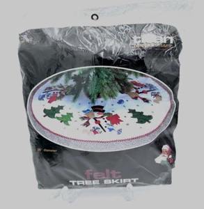 Vtg Needlecraft Felt Christmas Tree Skirt Kit Titan #593 USA 36 inch - Picture 1 of 5