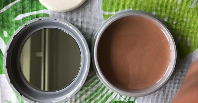 Almay Amazing Lasting Powder- Medium - Image 1 of 4