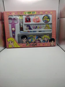 My Weird Sailor Moon Study Set - Picture 1 of 4