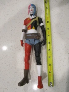 Modellino Harley Quinn 12" DC Comics Batman Series 2023 Spin Master - Foto 1 di 12