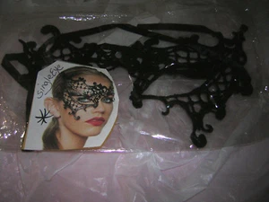 Masquerade Fancy Lace Face Mask Party SINGLE EYE Cover w/Ties IOP NWOT - Picture 1 of 2