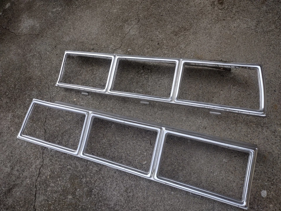 Chevrolet Impala 1979 biseles de luz trasera lateral derecha/derecha OEM GM Foto 1 de 4