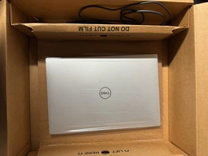 Dell XPS 16 9640 16.3" OLED 4k Pantalla Táctil, Ultra 9 32GB, 1T, RTX 4060 - Imagen 1 de 5
