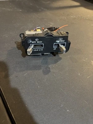 Chrysler Lebanon limpador interruptor painel e desmatamento traseiro fabricante de equipamento original usado 1978 - Imagem 1 de 4