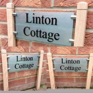GLASS ACRYLIC SOLID OAK HOUSE SIGN BUSINESS PLAQUE FREESTANDING MODERN LAWN SIGN - Picture 1 of 5