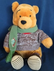 Disney Store Winnie the Pooh Autumn Brown Sweater Scarf Pine Cone Boots Fall - Imagen 1 de 3