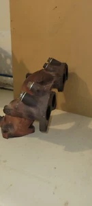 exhaust manifold USED OEM part for 1987 to 1993 MAZDA B2200 and B2000 2.2l - Picture 1 of 4