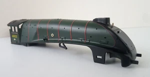 Hornby OO Gauge Ex-LNER A4 Class 4-6-2 Locomotive Body Shell BR Green 60022 #8 - Picture 1 of 10