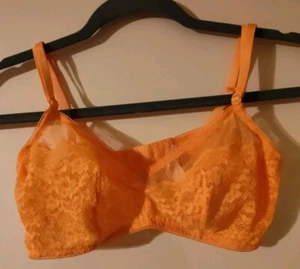 Victoria's Secret L Orange Lace Unlined Bra Adj Straps HookEye Back Close NWT - Picture 1 of 2