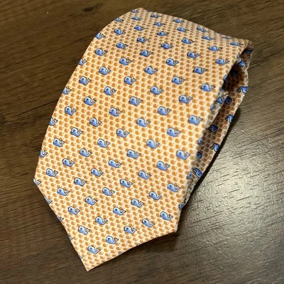 Corbata Pierre Cardin Hombre Salmón Seda Novedad con Lindo Patrón de Ballena Foto 1 de 4