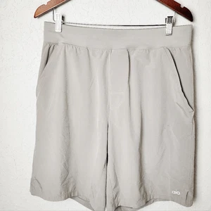 Alo Yoga Repetition Shorts sportlich Herren taupe Größe M - Bild 1 von 6