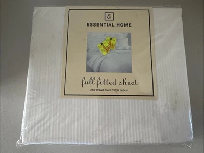Essential Home New in Package Full Fitted Sheet White 250 Thread Count Cotton - Image 1 of 4
