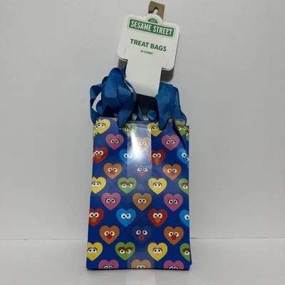 Sesame Street Valentine Treat Bags 13 Total Big Bird Elmo Cookie Monster Hearts - Imagem 1 de 2