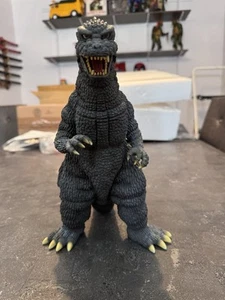 X-Plus Godzilla 30 CM Scale 1984 Return Of Godzilla - Picture 1 of 3