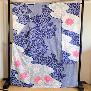 K3011358 Kimono Seda Japonés Furisode Shibori Patrón Floral Azul - Imagen 1 de 11