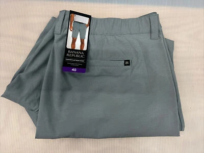 Pantalón corto Banana Republic para hombre frente plano talla 40 elige color gris/azul/tostado Foto 1 de 4