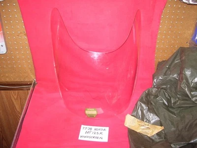 Parabrisas Honda 77-78 MT125R MT 125R Factory Racer NOS 64101-028-970 Foto 1 de 4