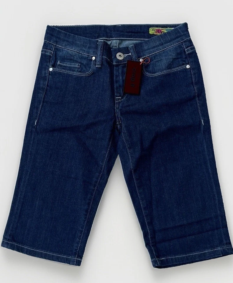 Blank NYC 女式蓝色牛仔百慕大牛仔裤 25 码中号水洗弹力 — 第 1/4 张图片