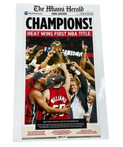 Póster de fanático de primera página del Miami Heat Miami Herald gana el primer título de campeón de la NBA 2006 - Imagen 1 de 7