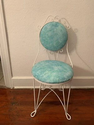 Vintage Middle Century Modern Vanity Chair - Image 1 of 4