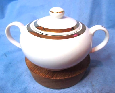 10 Strawberry Street Coffee Sugar Bowl w/ Lid &  Gold Rim - Super Nice! - Image 1 of 4