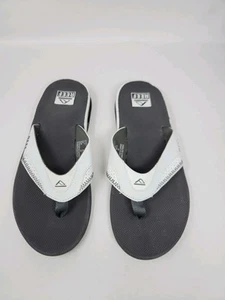Reef Mens Fanning Grey White Flip Flops 9 Bottle Opener Beach Party Sandals - Picture 1 of 24