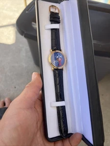 Disney Artist Disneyland D23 Expo 2013 Mickey Mouse watch - Picture 1 of 10