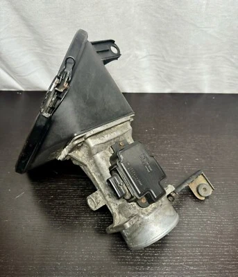 Lexus UCF10 LS400 1990-1992 admisión de aire MAF sensor carcasa OEM - 2204-42010 Foto 1 de 4