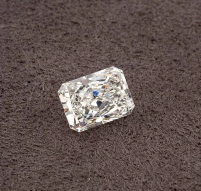 2.60 Ct RADIANT Cut 7x9 F Color VS1 Clarity Certified Lab Grown CVD Diamond - Image 1 of 4