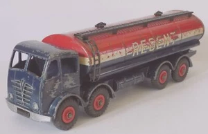 Dinky Supertoys No.942 Foden 14 Ton Tanker Regent (1955-57). - Picture 1 of 10