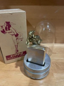 Encendedor Zippo Windy con caja de música con caja de música, fabricado 1996, dorado, - Imagen 1 de 12