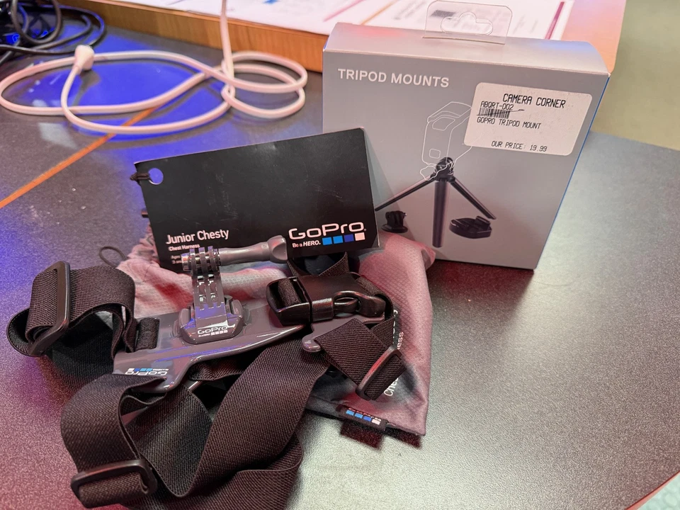 (2) OEM GoPro Junior Chest Mount Official Accessory ACHMJ-301