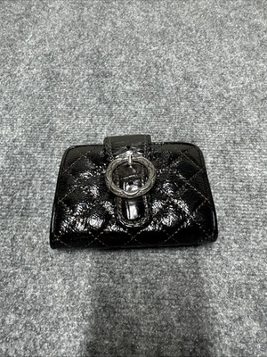 Cartera triple magnética de cuero negra Brighton Foto 1 de 4