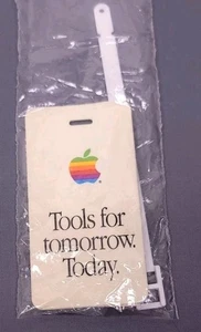 NOS Apple Multicolored Apple Luggage ID Tag Address Name Tools Tomorrow & Today - Afbeelding 1 van 4