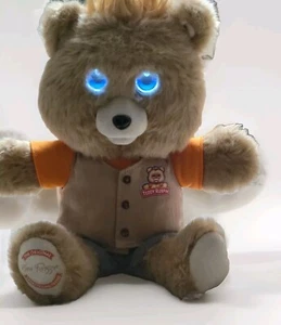 Teddy Ruxpin Talking Animated Interactive Story Bear Bluetooth, exclusivo de 2017 - Imagen 1 de 6