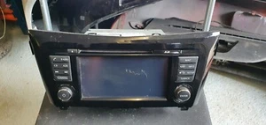 Nissan X-TRAIL Bosch 2017 sat nav/car stereo with sd card slot and cd drive - Picture 1 of 3