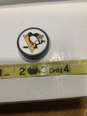 Vintage Pittsburgh Penquins Hockey Puck Magnet NHL Cover