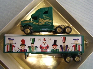 Winross Holiday Greetings 1995 Tractor Trailer 1/64 Diecast Made in USA MIB - Picture 1 of 3