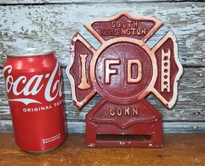 Vintage FIRE DEPARTMENT SOUTH KENSINGTON Connecticut Emblem - Bild 1 von 8