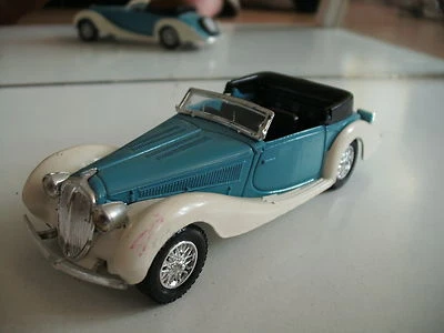 Solid Delahaye 135 M 1939 Figoni Falaschi en bleu clair / BLANC AU 1:43 - Photo 1/2